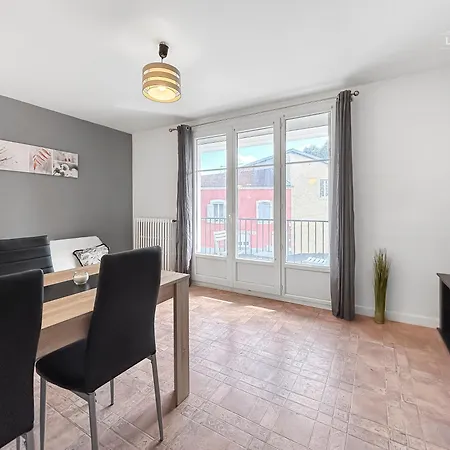 Apartment Balcon, Vue Degagee & Proche Gare