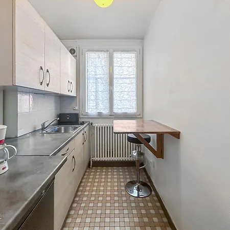 Balcon, Vue Degagee & Proche Gare Apartment