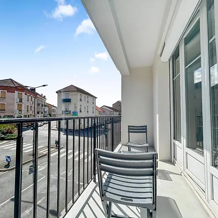 Balcon, Vue Degagee & Proche Gare
