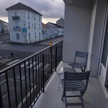 Apartment Balcon, Vue Degagee & Proche Gare *